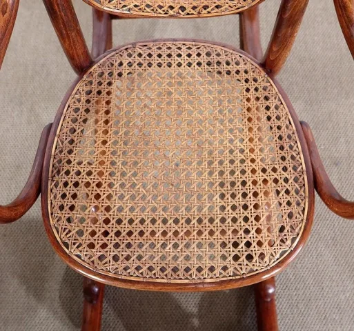 CHILD'S ROCKING CHAIR