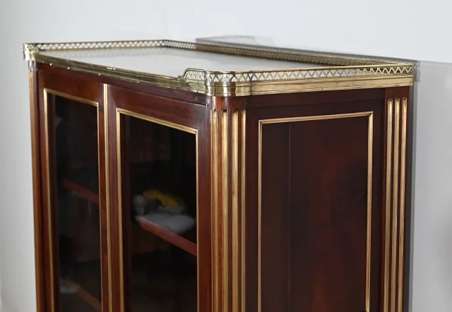 Bibliothèque en Acajou, style Louis XVI – 2ème moitié XIXe