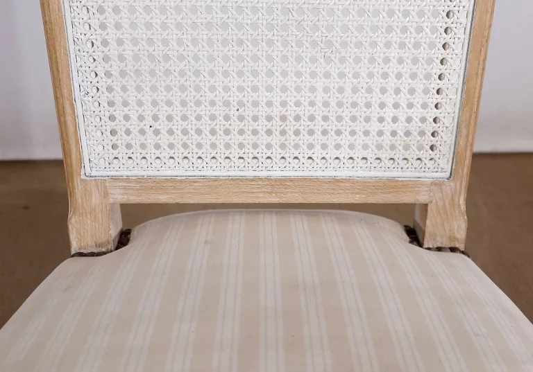 STÜHLE IM FRANZÖSISCHEN REGENCY-STIL