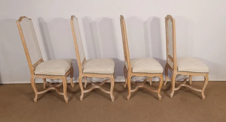 STÜHLE IM FRANZÖSISCHEN REGENCY-STIL
