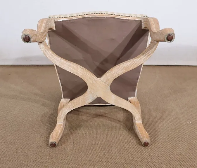 STÜHLE IM FRANZÖSISCHEN REGENCY-STIL