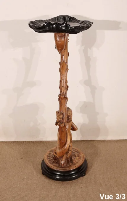 NAPOLEON III STYLE STAND