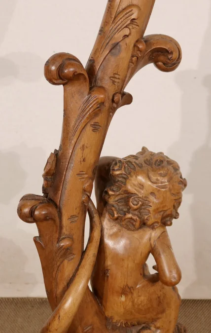 NAPOLEON III STYLE STAND