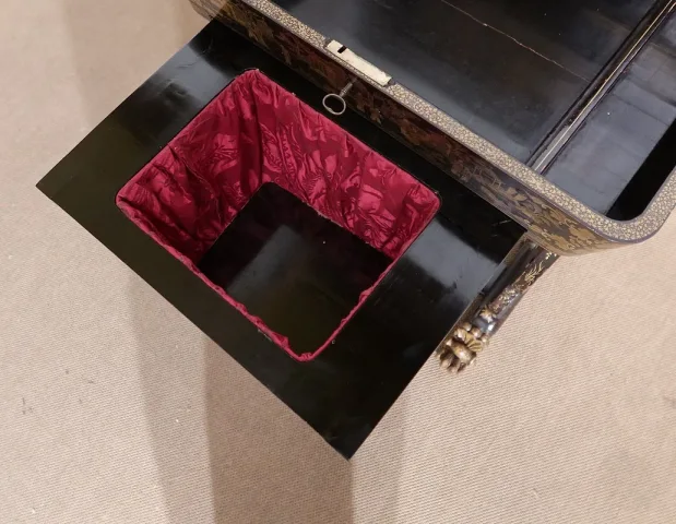 ナポレオン 3 世時代の作業台