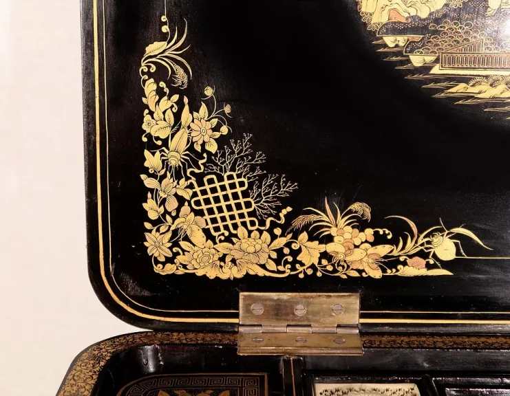 NAPOLEON III PERIODE WORKTABLE