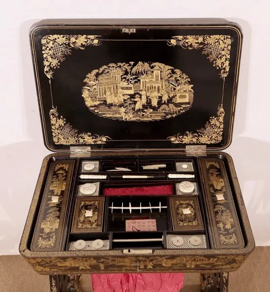 NAPOLEON III PERIODE WORKTABLE