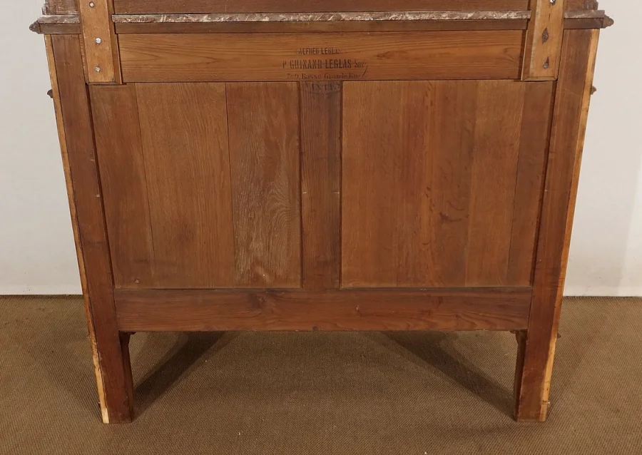 DRESSING TABLE