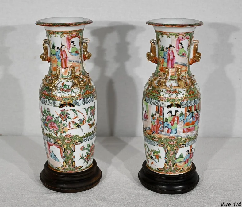 Paire de Vases Balustre en Porcelaine de Chine – Fin XIXe