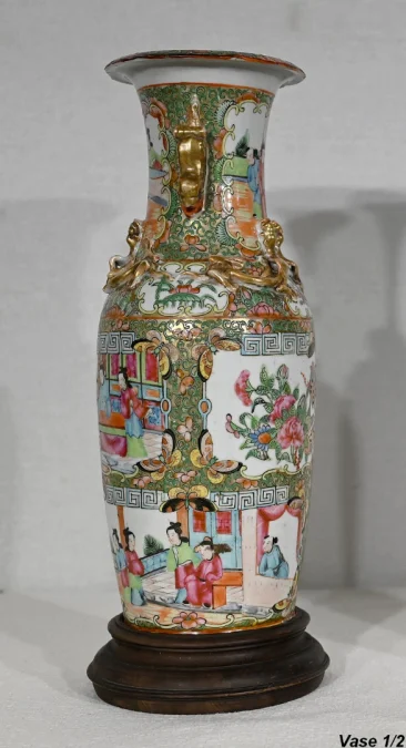 Paire de Vases Balustre en Porcelaine de Chine – Fin XIXe