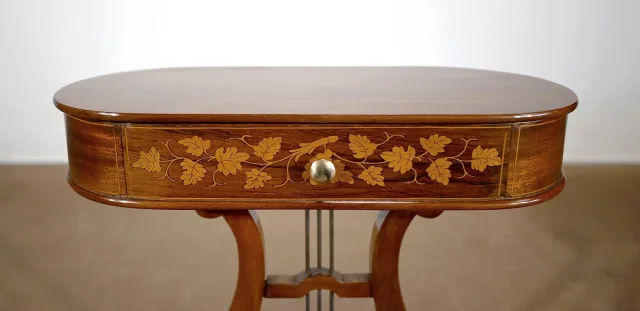 Rare petite Travailleuse en Marqueterie, goût Restauration – Fin XIXe
