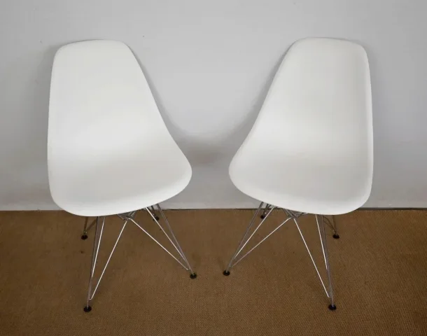 Suite de 6 Chaises, modèle DSR, de Eames – 1960