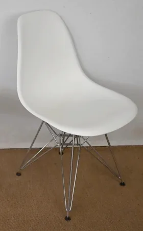 EAMES-STÜHLE