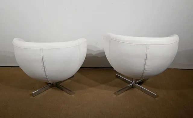 Paire de Fauteuils Boules en Simili Cuir – 1970