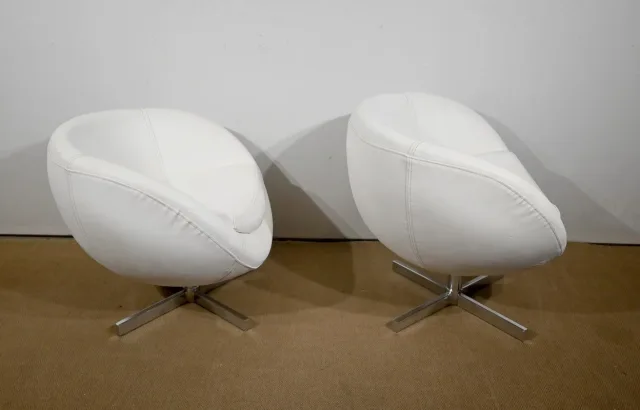 Paire de Fauteuils Boules en Simili Cuir – 1970