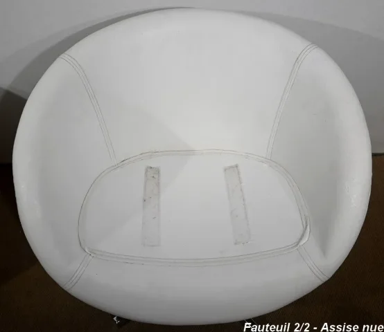 Paire de Fauteuils Boules en Simili Cuir – 1970