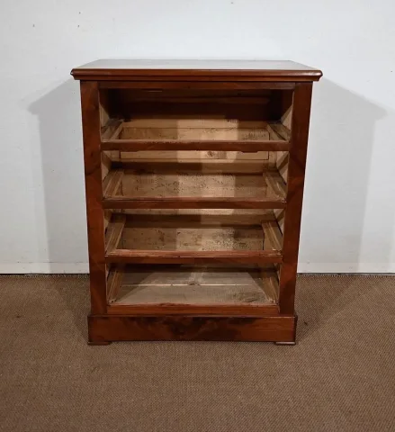 KLEINE LADENKAST
