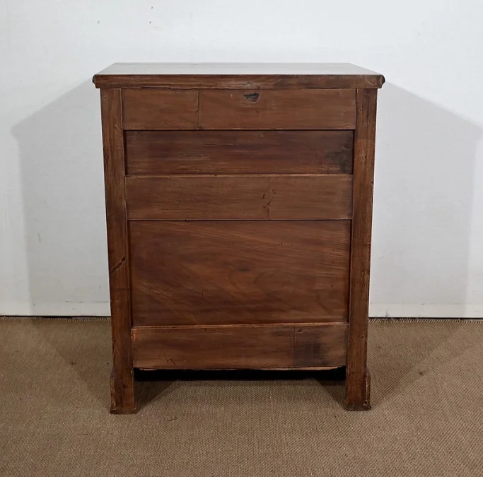 SMALL CHEST OF DRAWERS