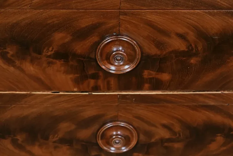 Petite Commode Chiffonnière en Ronce d'Acajou – Fin XIXe