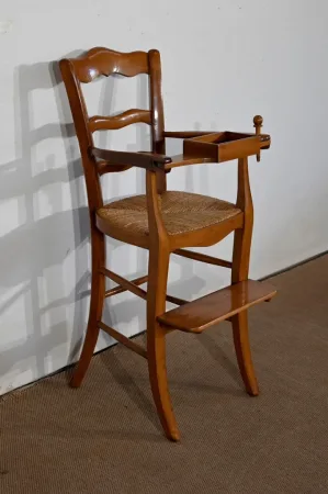 Hochstuhl aus Kirschholz