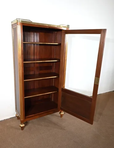 Petite Vitrine en Acajou, style Louis XVI – Fin XIXe