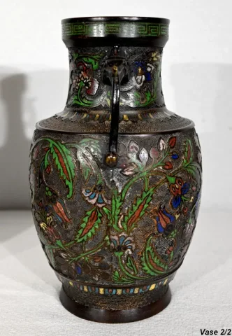 Paire de Vases en Bronze, Chine – Fin XIXe