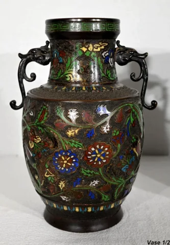 Paire de Vases en Bronze, Chine – Fin XIXe