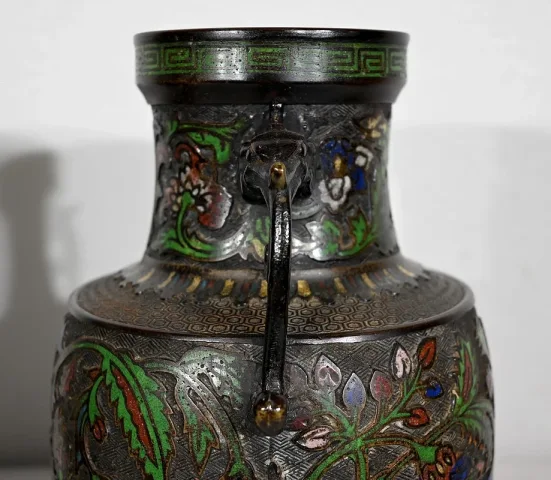 Paire de Vases en Bronze, Chine – Fin XIXe