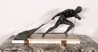 J. DE RONCOURT による SPELTER 彫刻