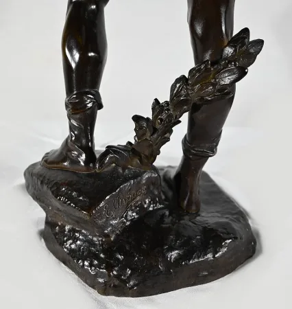 BRONZESTATUETTE von Edouard DROUOT