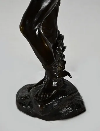 BRONZESTATUETTE von Edouard DROUOT