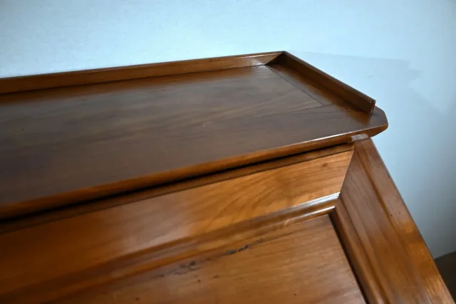 スロープトップデスク