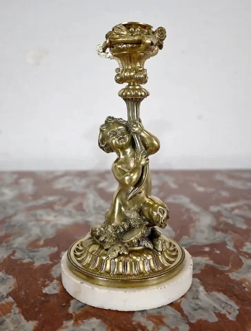 Paire de Bougeoirs en Bronze doré, époque Napoléon III – Milieu XIXe