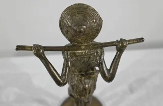 ESCULTURA DE BRONCE