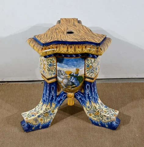 イタリア産マジョリカの花瓶とスタンド