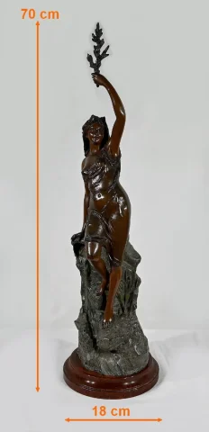 Important Régule « La Femme au Rameau », de L. Hott – Début XXe