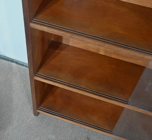 Bibliothèque vitrée par D. Rozaffy - 1960