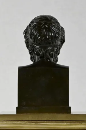 UHR AUS VERGOLDETER BRONZE