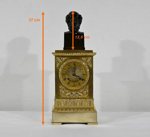 Horloge en Bronze Doré, estampillée A. Destape – Début XIXe
