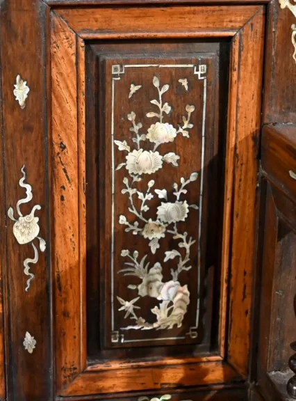 Petite Banquette Indochinoise en Palissandre – Fin XIXe