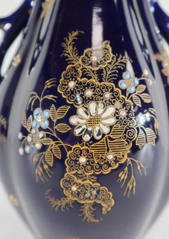 Vase en Faïence Bleu Nuit, « Fives Lille » - Début XXe