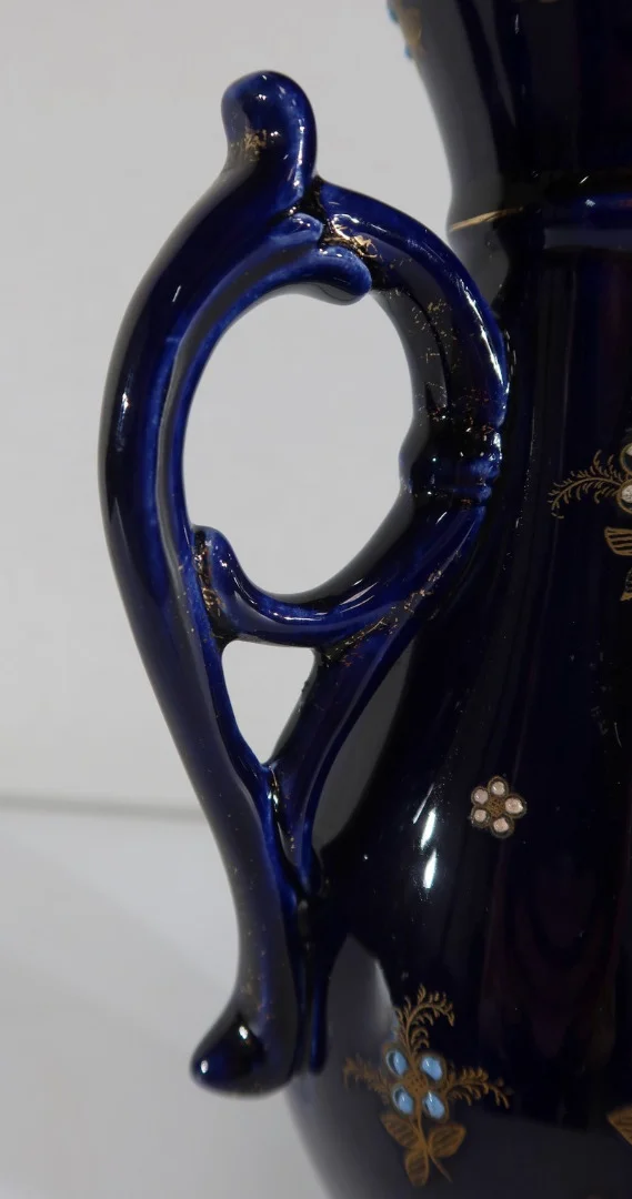 Vase en Faïence Bleu Nuit, « Fives Lille » - Début XXe