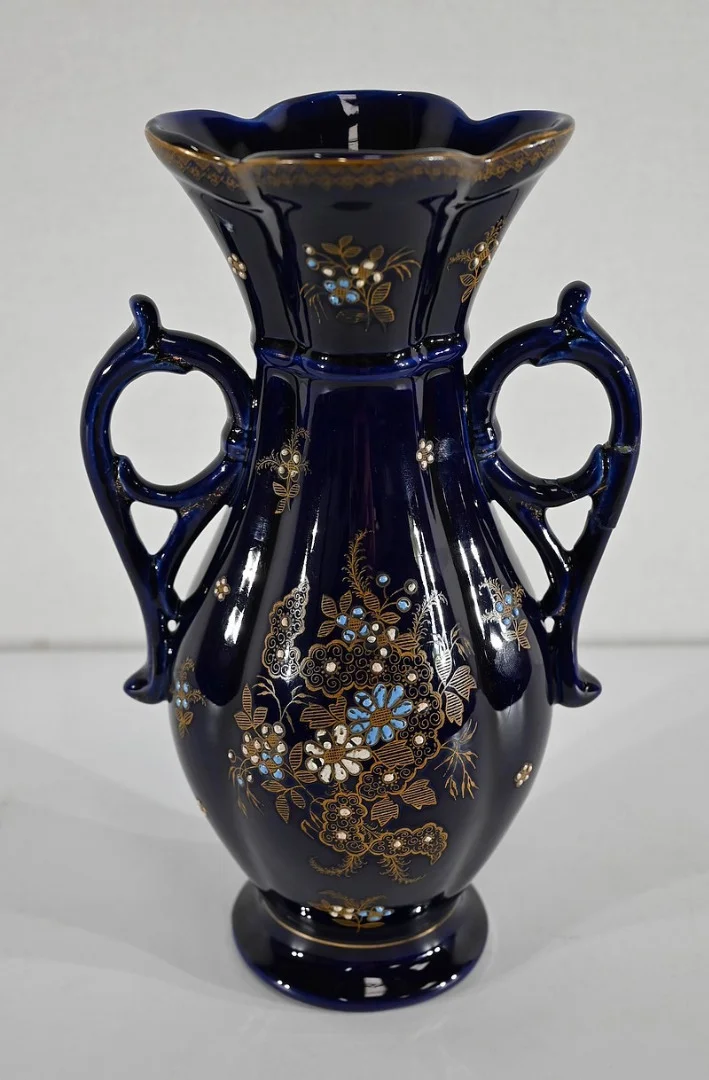 Vase en Faïence Bleu Nuit, « Fives Lille » - Début XXe