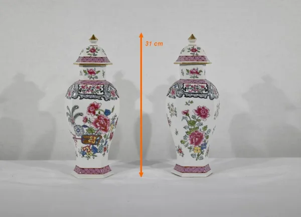 Paire de Vases Hexagonaux en Faïence, Chine – Fin XIXe
