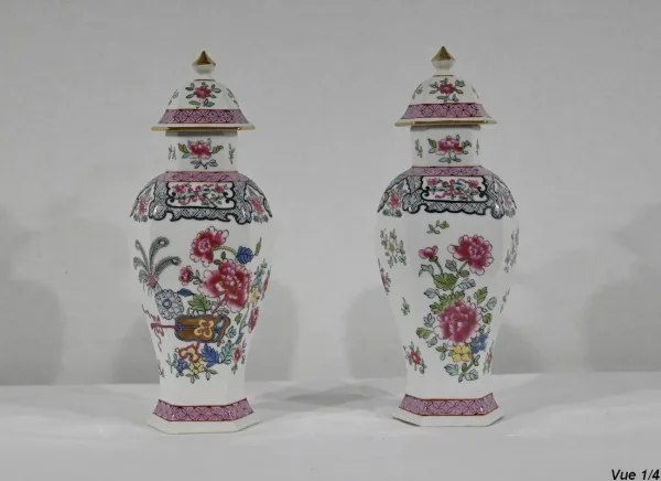 Paire de Vases Hexagonaux en Faïence, Chine – Fin XIXe