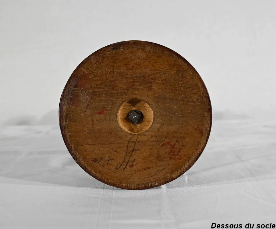 SPELTER BEELDJE gesigneerd H.. WEISSE