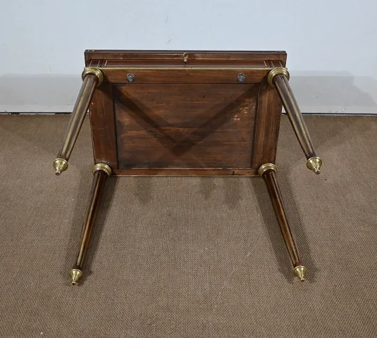 TAVOLO IN STILE LOUIS XVI