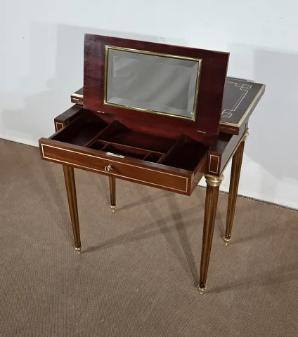 TAVOLO IN STILE LOUIS XVI