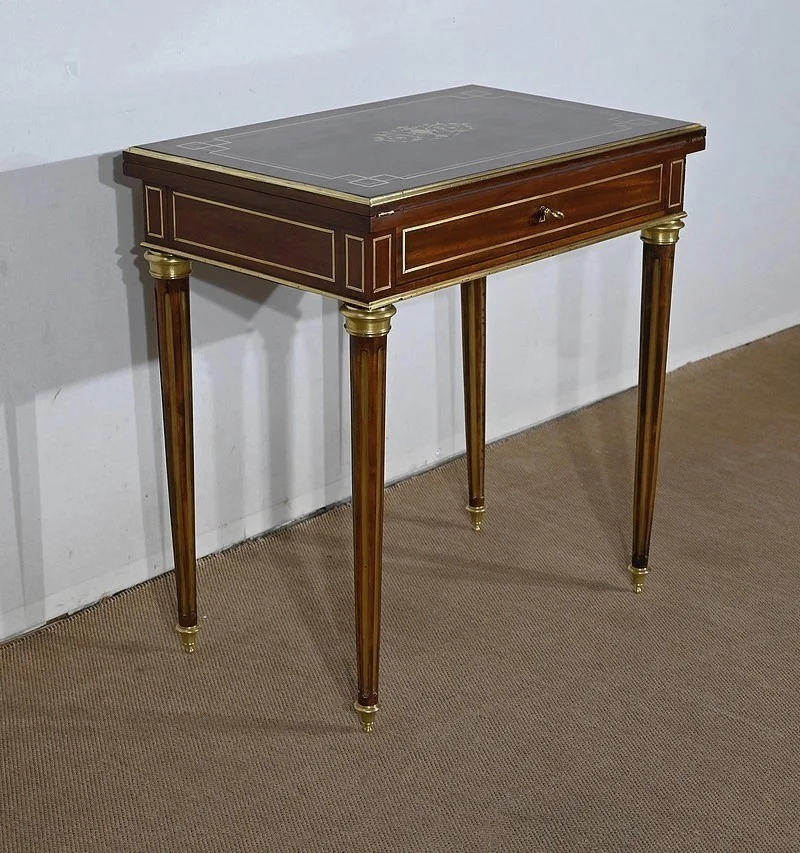 Petite Table à Système, style Louis XVI – 2ème partie XIXe