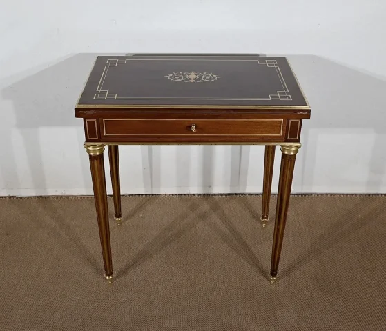 TAVOLO IN STILE LOUIS XVI