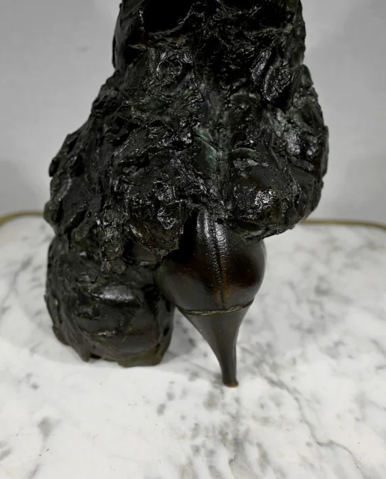 BRONZE SCULPTURE signed M. NOBLE